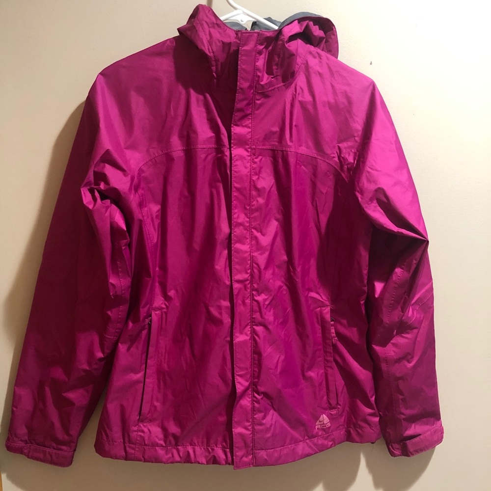 Nike light weight jacket